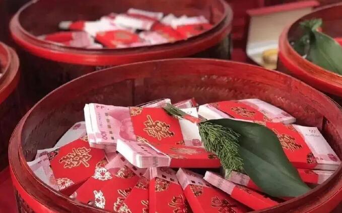 男方在訂立婚約后悔婚，起訴要求女方返還彩禮